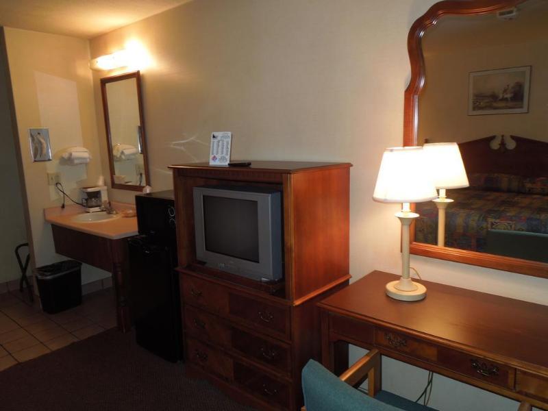Knights Inn Endwell Экстерьер фото