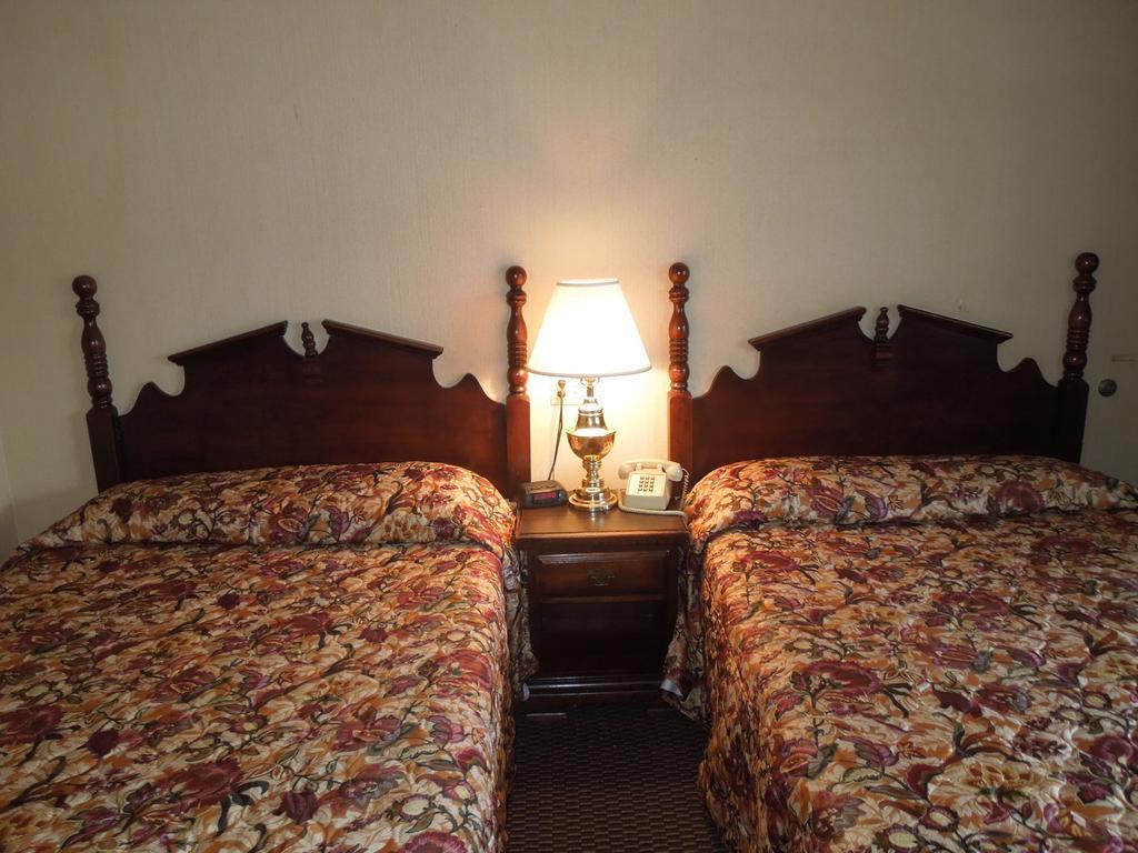 Knights Inn Endwell Экстерьер фото